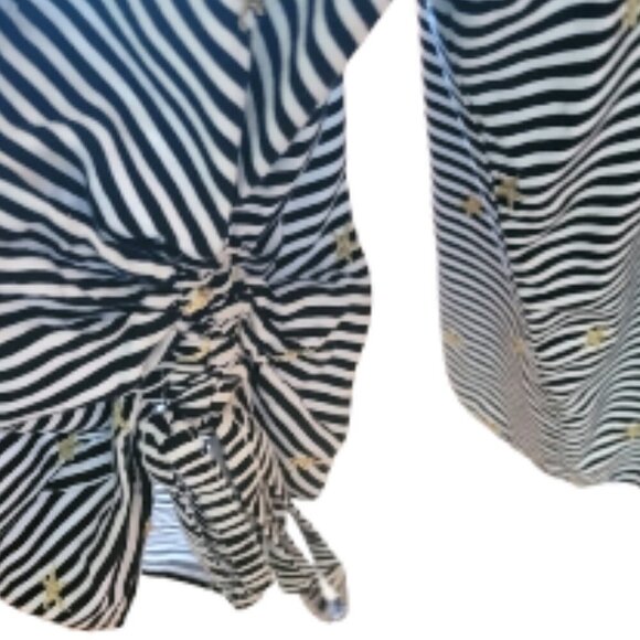 Nanette Lepere Black and White 3/4 Sleeves with Gold Stars in Size L - Picture 5 of 6